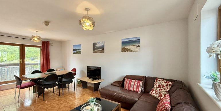 514 clifden.JPEG
