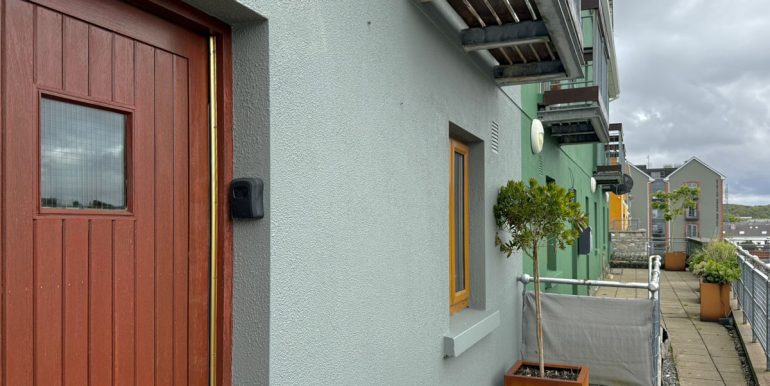 apartment to rent clifden town station house complex (2).JPEG