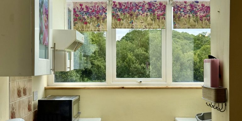 clifden glen holiday village vacation homes (4)
