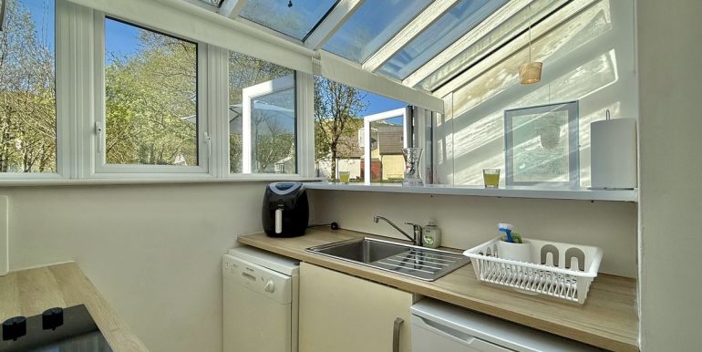 cottage to rent clifden glen holiday village (1)