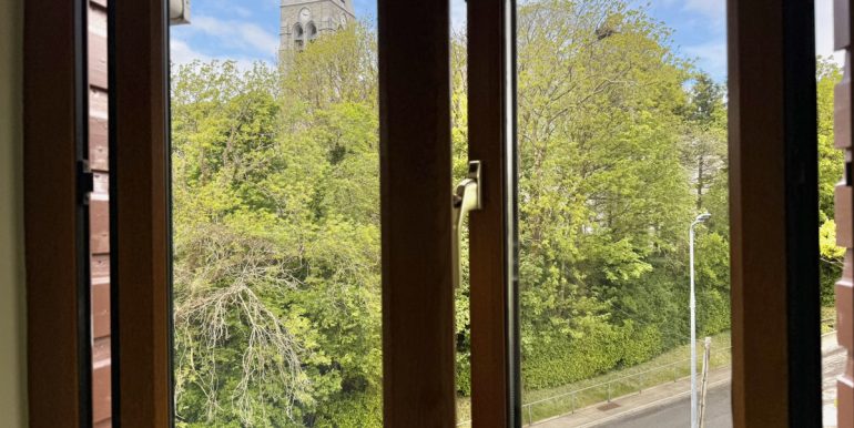 self catering holidays clifden station house hotel apartments (1).JPEG