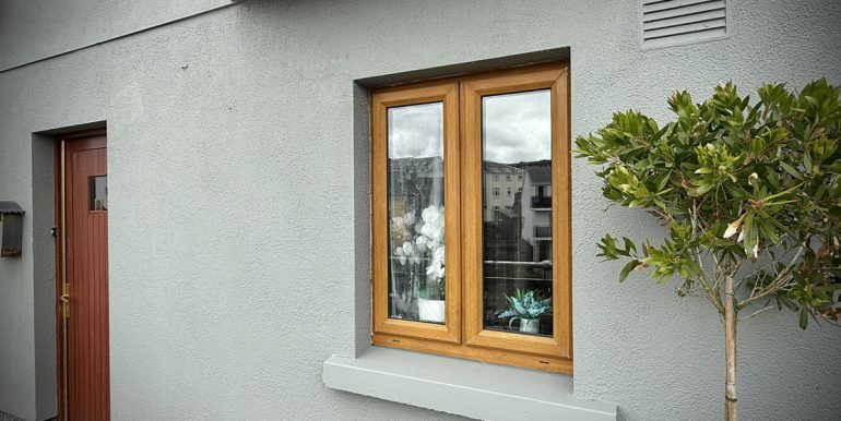 self catering holidays clifden station house hotel apartments (2).JPEG