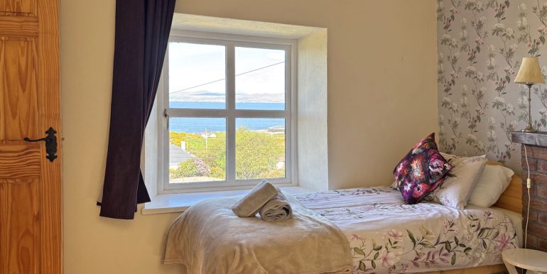 self catering rental tully renvyle connemara (4)
