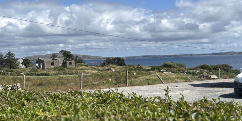 an gaeltacht holiday home connemara (1).jpeg