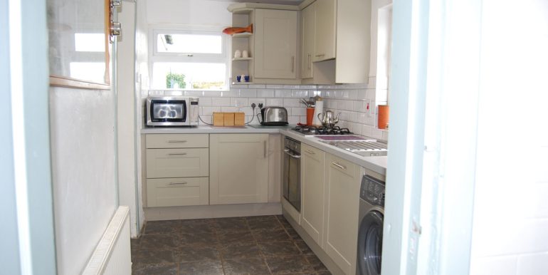 cottage to rent near roundstone connemara galway (1)