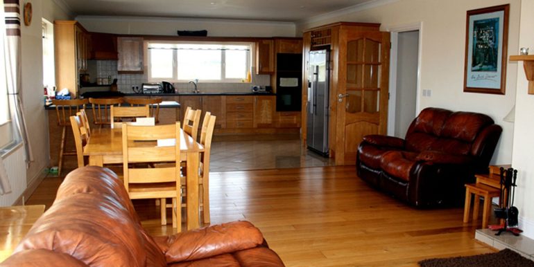 holiday cottage claddaghduff omey view (4)