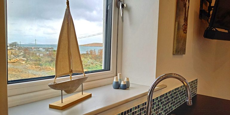 holiday rental the bothy cleggan (2)