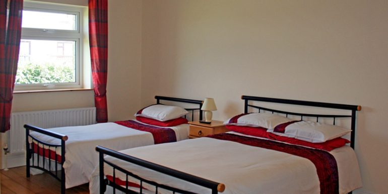 self catering house omey view claddaghduff (2)
