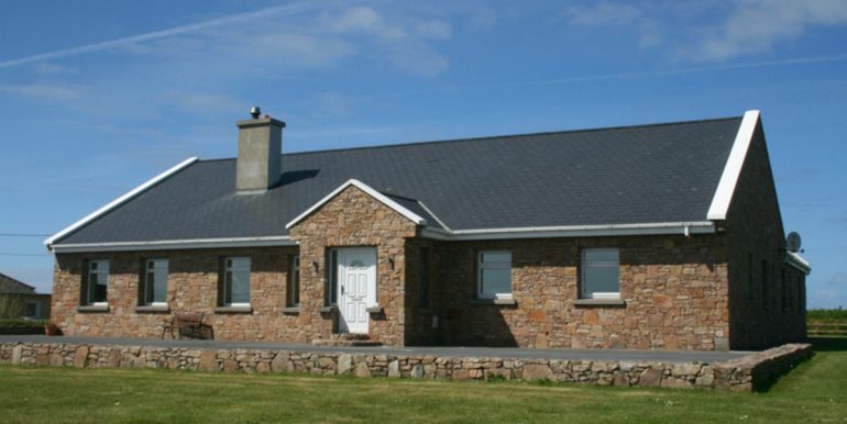 self catering house omey view claddaghduff (5)